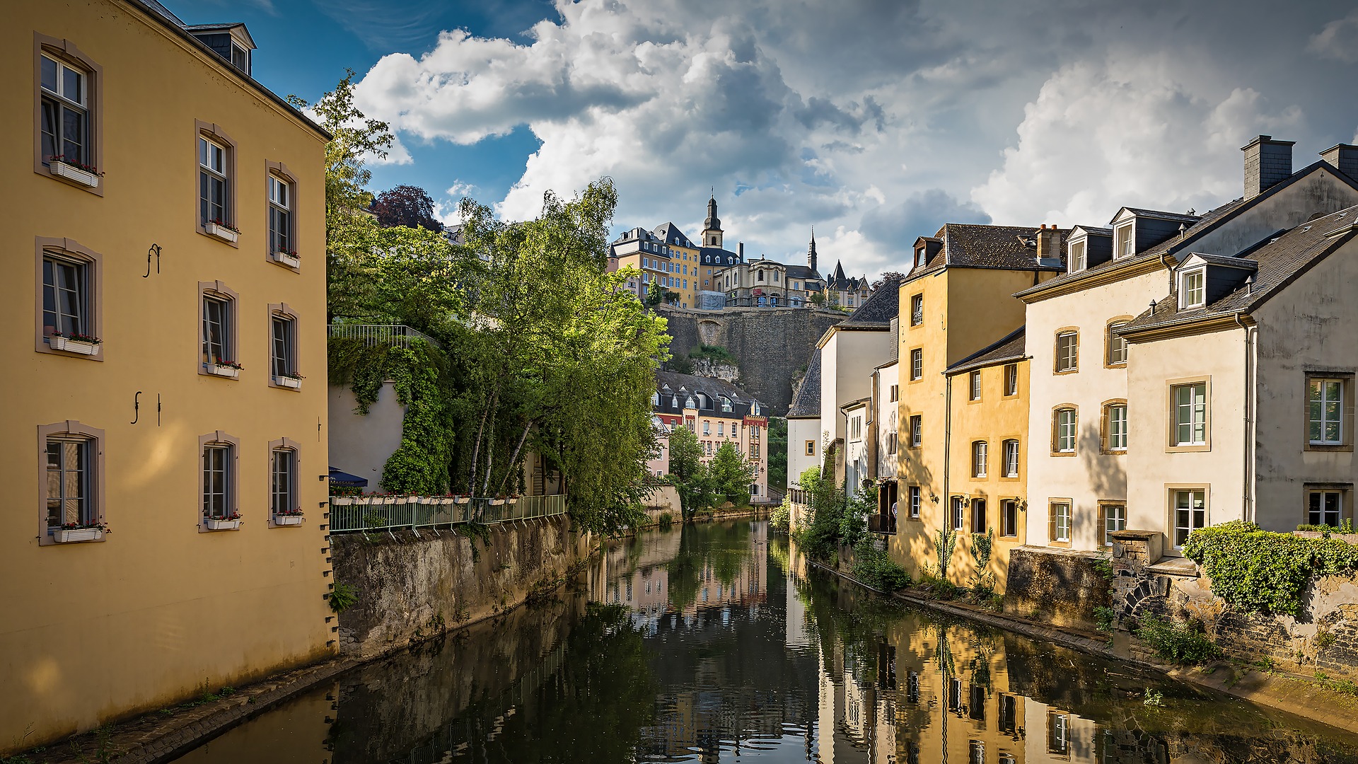 Übersetzungsbüro Luxemburgisch Schweiz